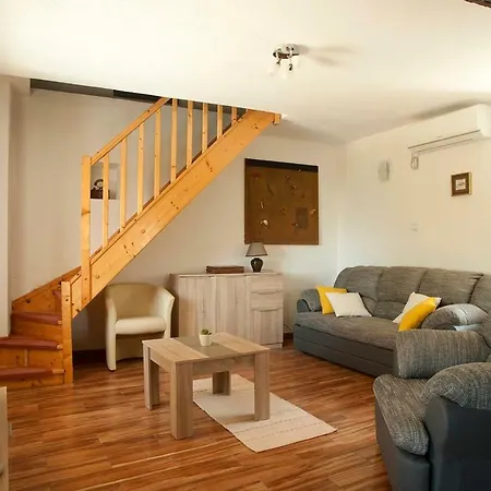 Ana Holiday home