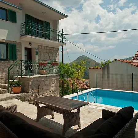 Holiday home Ana *